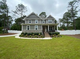 100 Saint Andrews Pl, Southern Pines, NC 28387