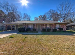 997 Madison Ave, Madison, MS 39110