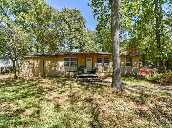 15096 Travis Lane, Willis, TX 77378