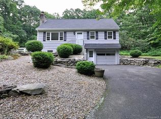 41 Key Rock Rd, Newtown, CT 06470