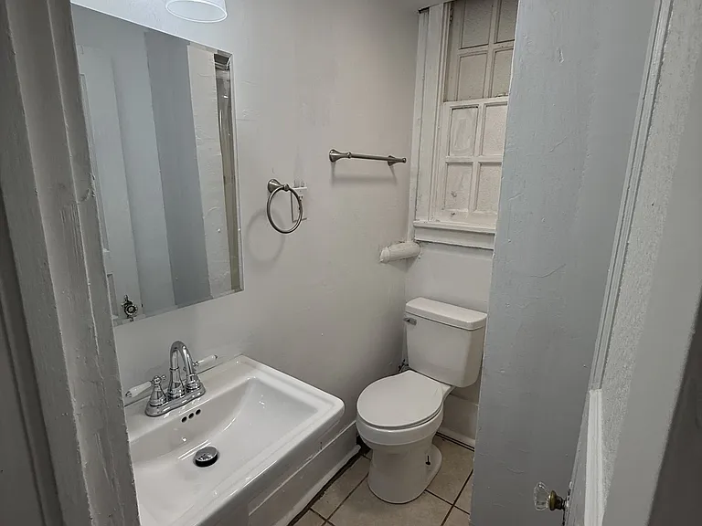 7904 Saint Charles Ave — Photo 2