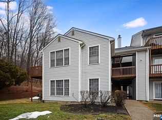 113 Stonyridge Dr, Lincoln Park, NJ