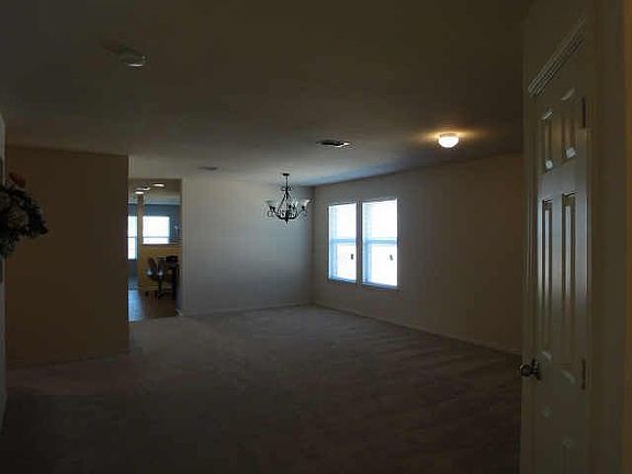 5th image of 13038 Galaxy Dr