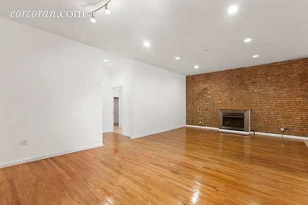 Rented by Corcoran | media 20