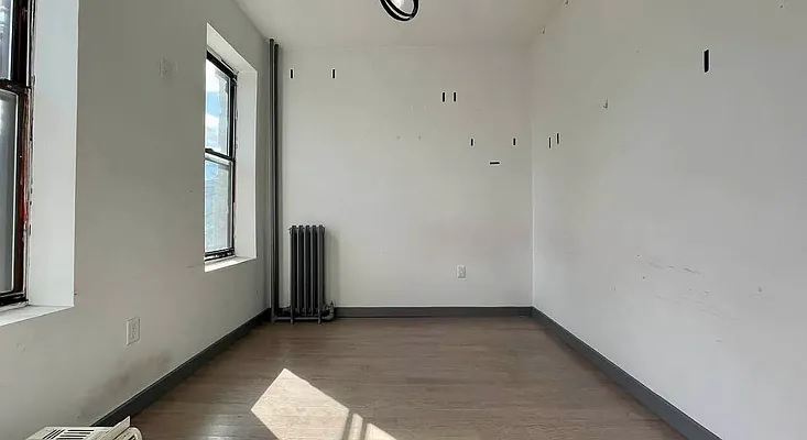 Rented by Brooklyn Group | media 24