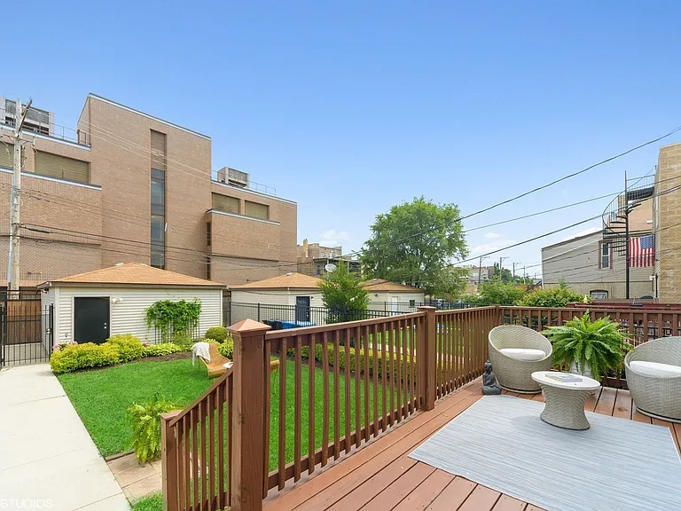 2041 W Warren Blvd #A — Photo 10