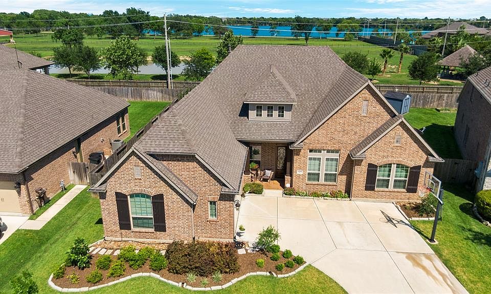 1st image of 1421 Summer Field Ln