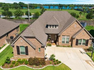 1421 Summer Field Ln, Friendswood, TX 77546