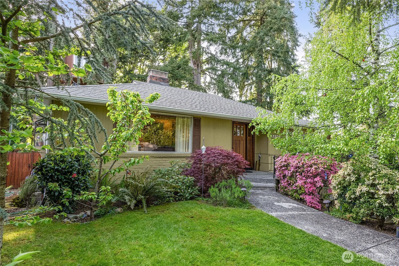 15825 10th Avenue SW photo 1