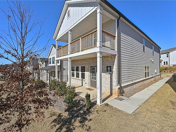 3rd image of 1280 Lyon Way Dr