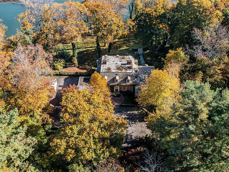 30 & 31 Cove Woods Rd, Oyster Bay, NY 11771 MLS 3410451 Zillow