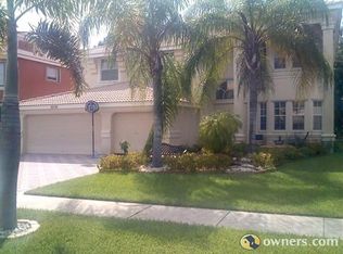2236 Ridgewood Cir, Royal Palm Beach, FL 33411