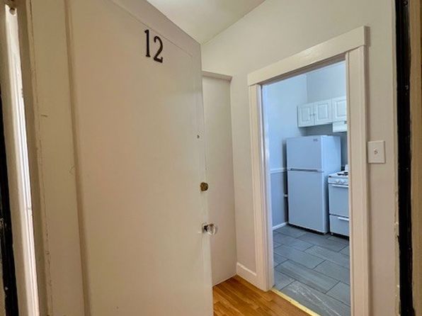33 Pearl St APT 12