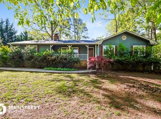 80 Lakeside Dr, Ellenwood, GA 30294