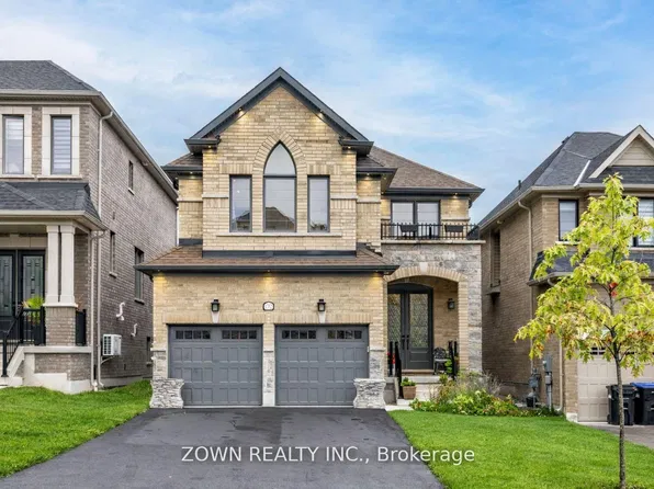 1352 Blackmore St, Innisfil, ON L9S 0J8
