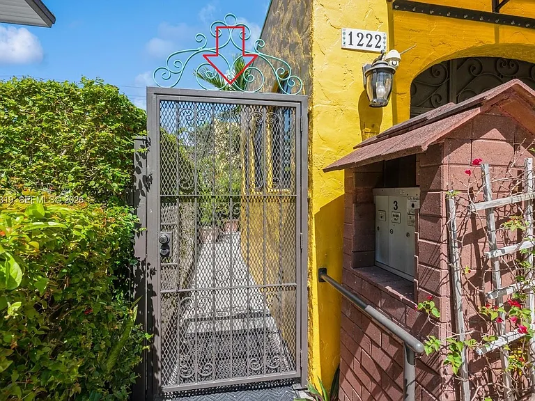 1222 Salzedo St #4 — Photo 7