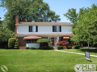 1265 Three Mile Dr, Grosse Pointe Park, MI 48230