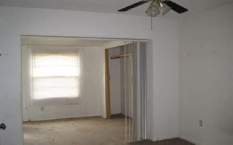 4th image of 2812 Valerie Blvd