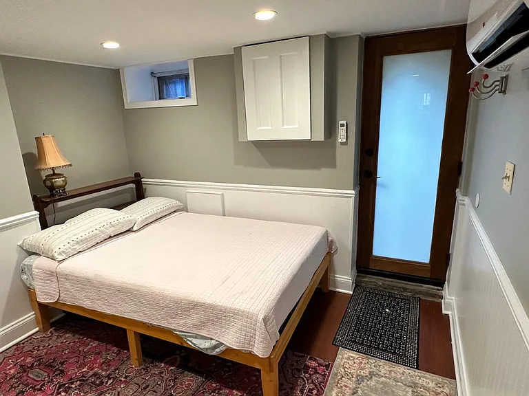 1630 S Charles St #BASEMENT — Photo 3