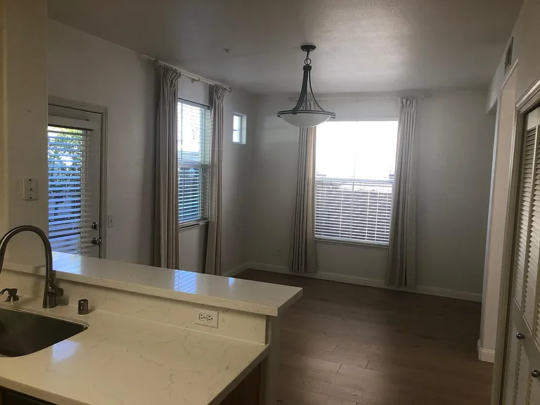 118 Gann Way — Photo 25