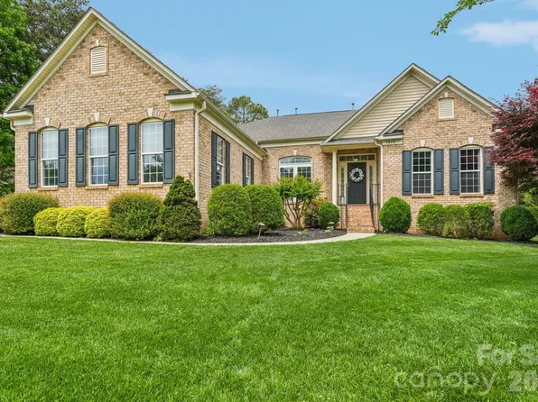 7873 Harbor Master Ct, Denver, NC 28037