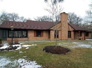 1510 W Everett Rd, Lake Forest, IL 60045