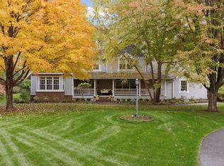 28145 Boulder Bridge Dr, Shorewood, MN 55331