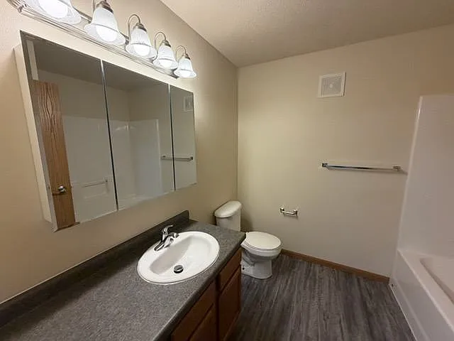 Urban Meadows Apartments — Photo 26
