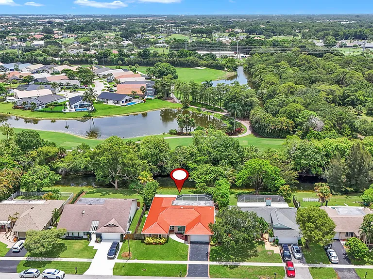 21452 Woodchuck Ln — Photo 44