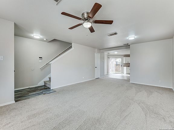 5th image of 51 CASWELL CIR
