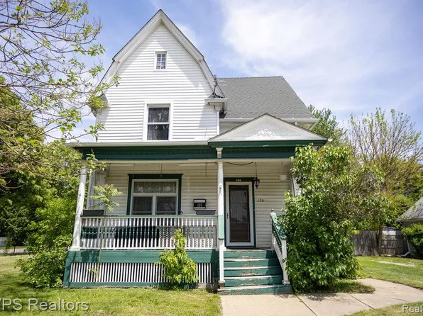 126 Clinton St, Mount Clemens, MI 48043