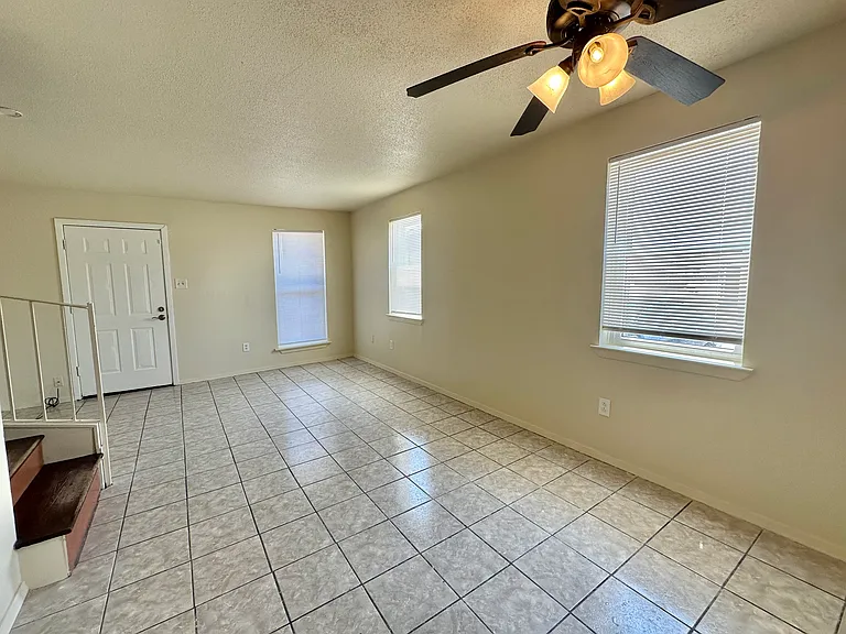 3017 Independence St #A — Photo 3