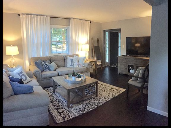 4th image of 150 Ivy Hill Dr