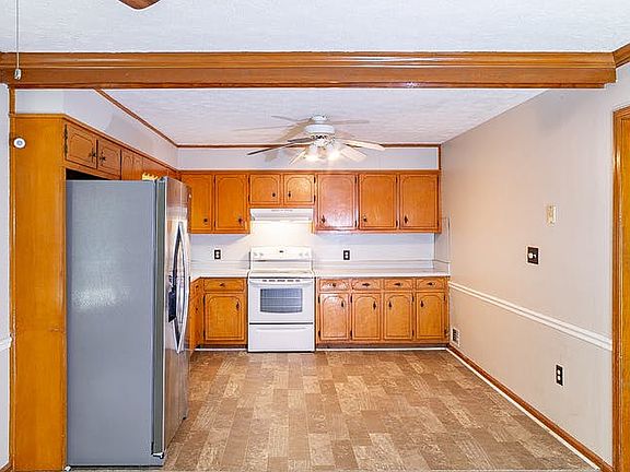 5th image of 2075 Lost Forest Ln SW