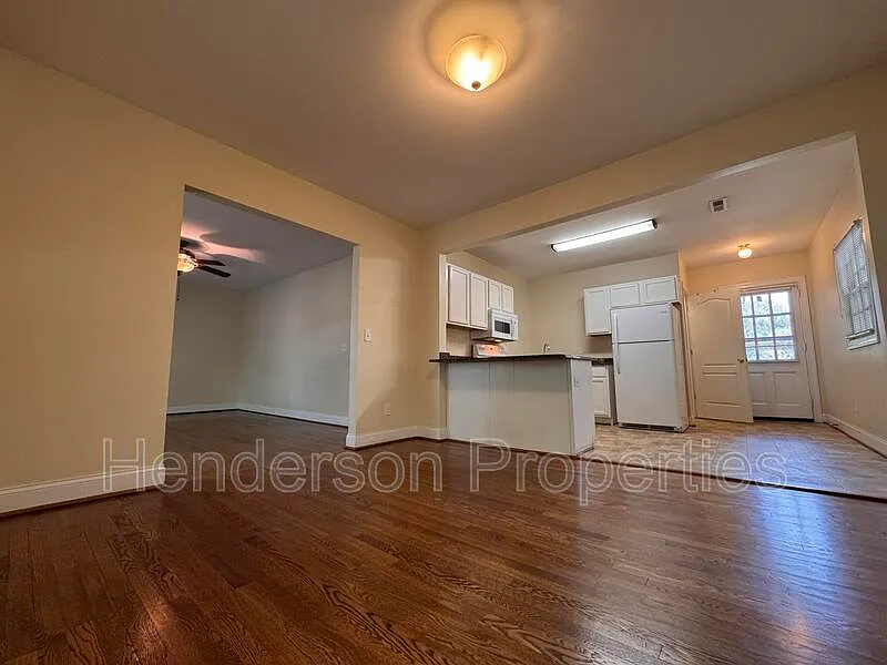 224-3 Harrill St