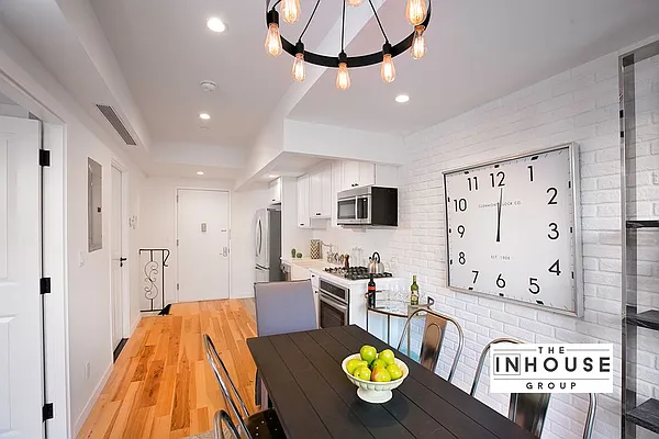 Sold by The InHouse Group | media 2