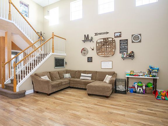 4th image of 6685 Eagle Ridge Dr
