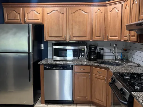 14-1 Providence Ct, Freehold, NJ 07728