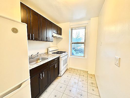2nd image of 34-32 91st St #D12
