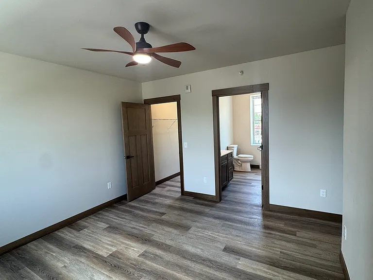 600 W Hickory St #13 — Photo 10