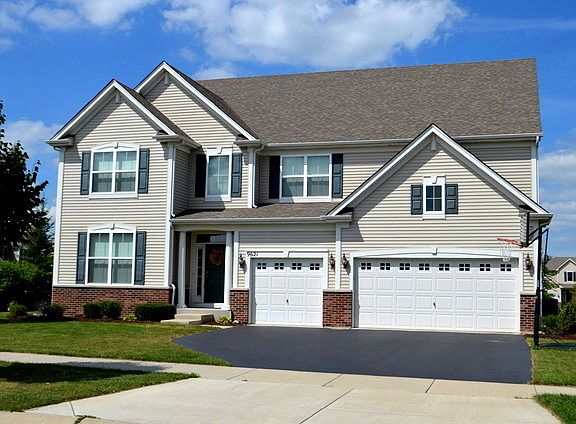 3rd image of 9621 Farley Dr