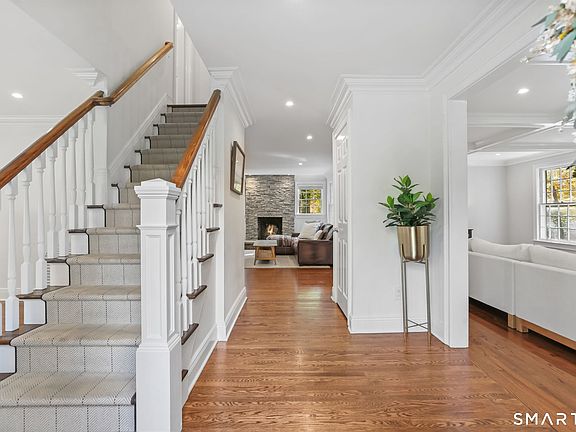 4th image of 281 Wood House Road