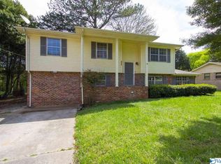 6032 Lincoya Dr NW, Huntsville, AL 35810