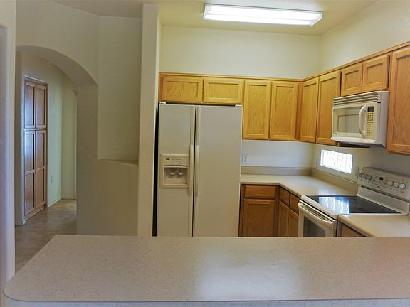 3rd image of 2793 Glengarry Way