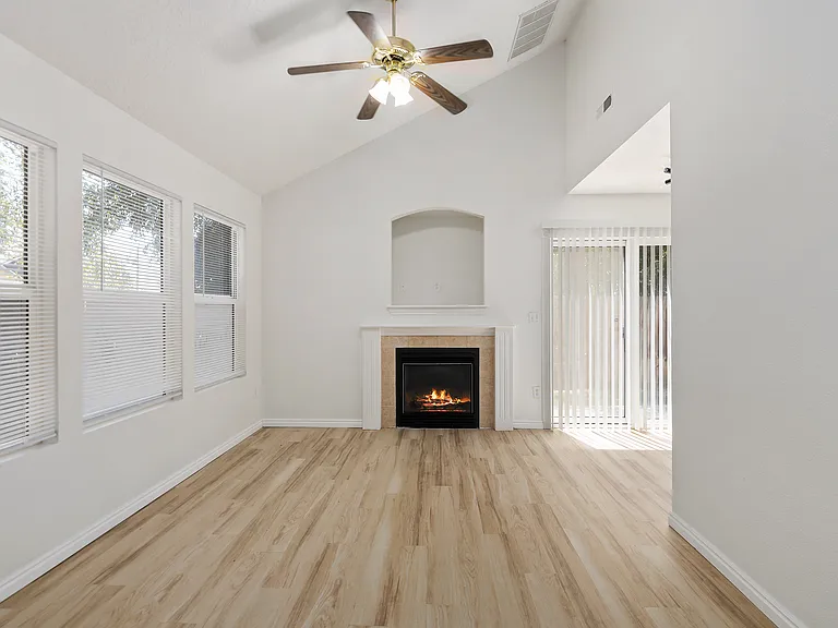 1270 N Stephanie Ln #101 — Photo 4