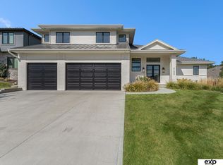 21324 Grover St, Elkhorn, NE 68022