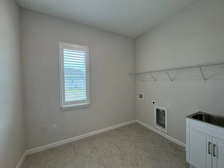6 Blue Grotto Pl — Photo 17