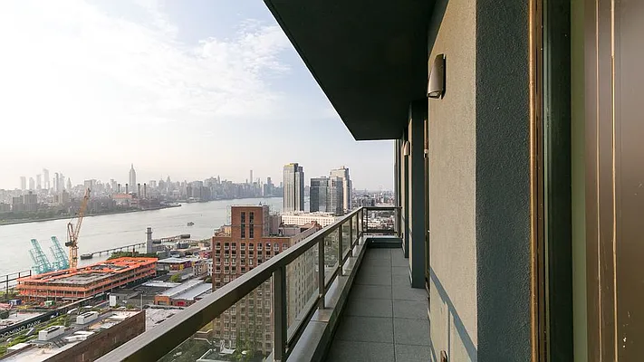 Rented by Nooklyn NYC LLC | media 108