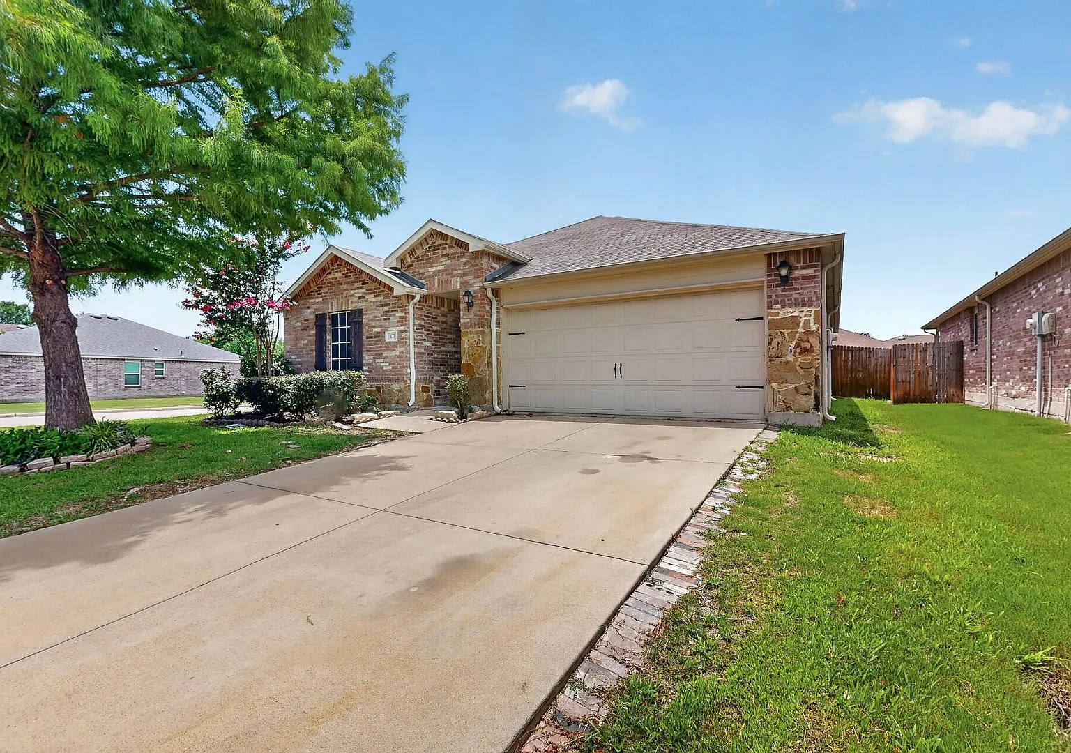 Beautiful 3-Bedroom Home in Spring Creek | Royse City ISD | Pet Friendly — Photo 2