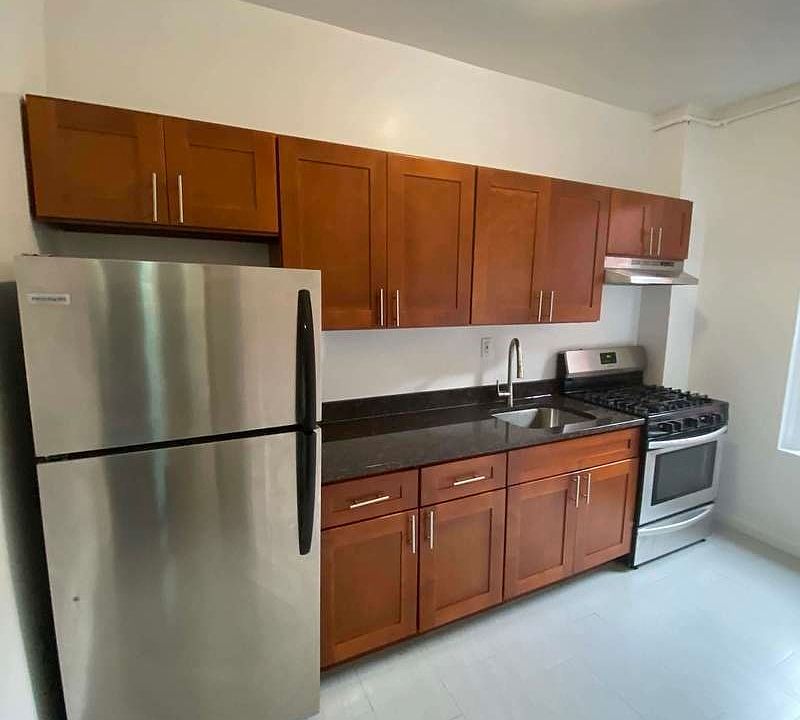 1st image of 2721 Morris Ave APT 4E